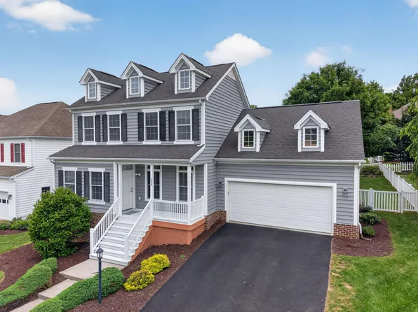 1214 Brook Cir, Blacksburg, VA 24060