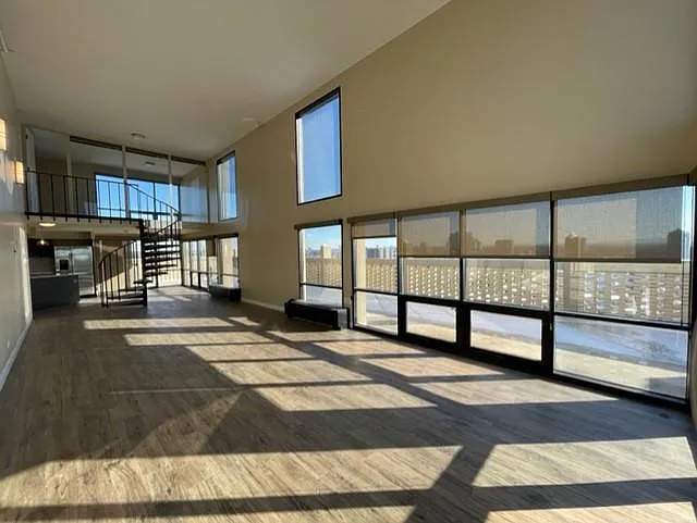 Penn VII — Photo 11