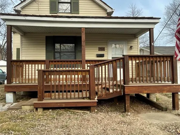 740 N 4th St, Ste Genevieve, MO 63670