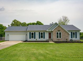 1007 Thorn Bush Rd, La Grange, KY 40031