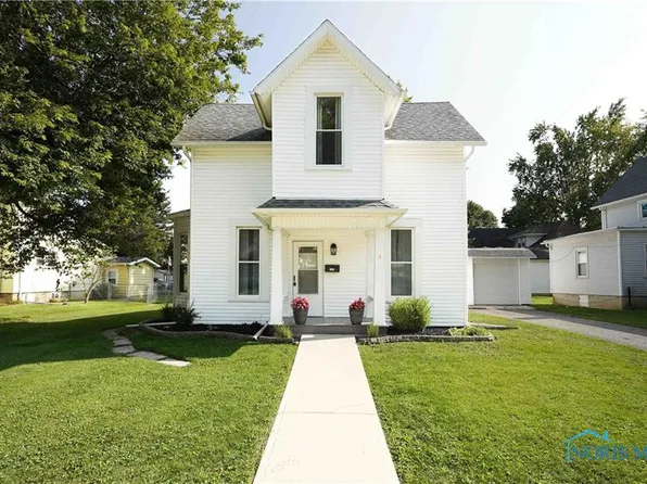 167 Summit St, Fostoria, OH 44830