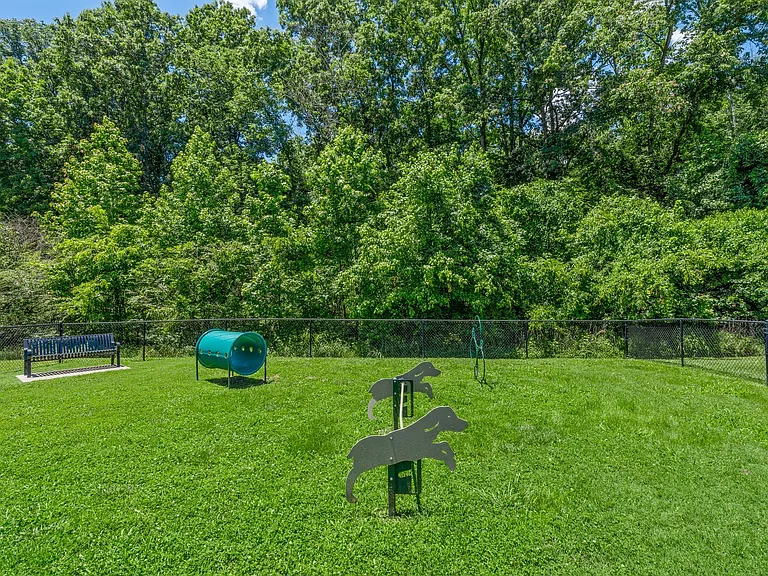 9001 Brixworth Ct — Photo 33