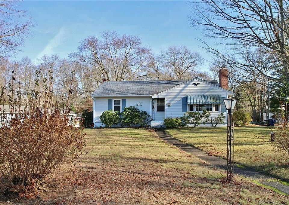 1st image of 48 Woodland Dr