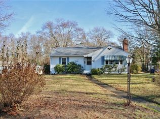 48 Woodland Dr, Windham, CT 06280