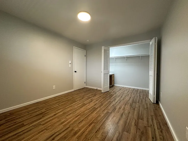 Bel-Air Apartments 8-Unit — Photo 10