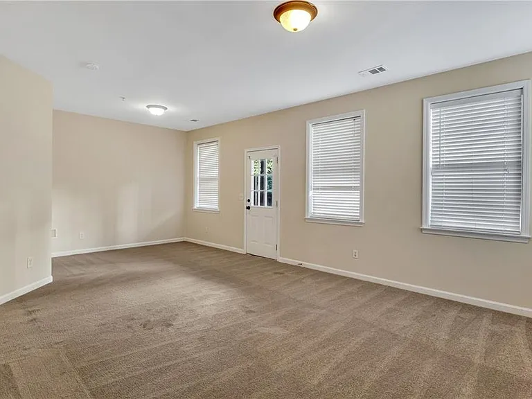6174 Indian Wood Cir SE — Photo 28