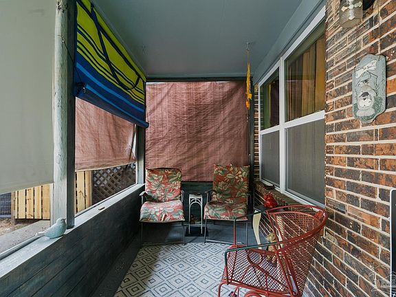 5th image of 4235 Reinsma Rd