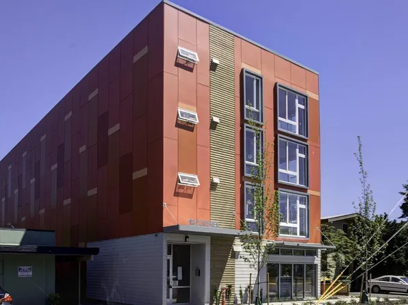 12350 33rd Ave NE #105, Seattle, WA 98125