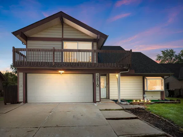 5810 Easton Ct, Hanover Park, IL 60133