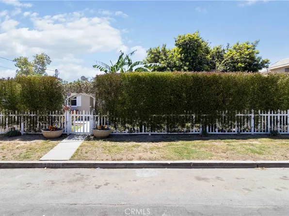 18328 Gresham St, Northridge, CA 91325
