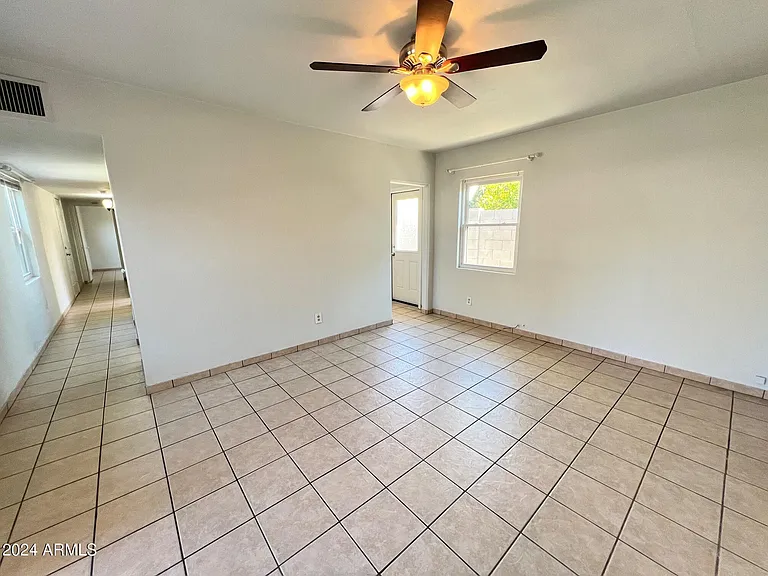 30 W Culver St #B — Photo 7