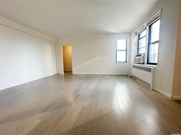 144-11 Sanford Avenue #6L, Flushing, NY 11355