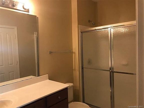 4th image of 11213 Hyde Pointe Ct #11213