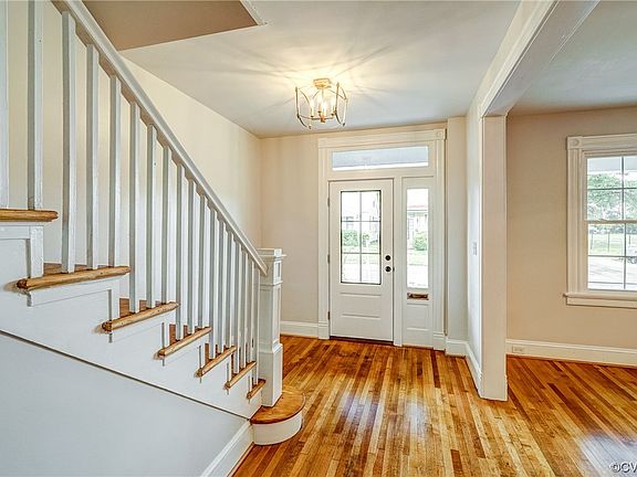5th image of 1429 Melton Ave