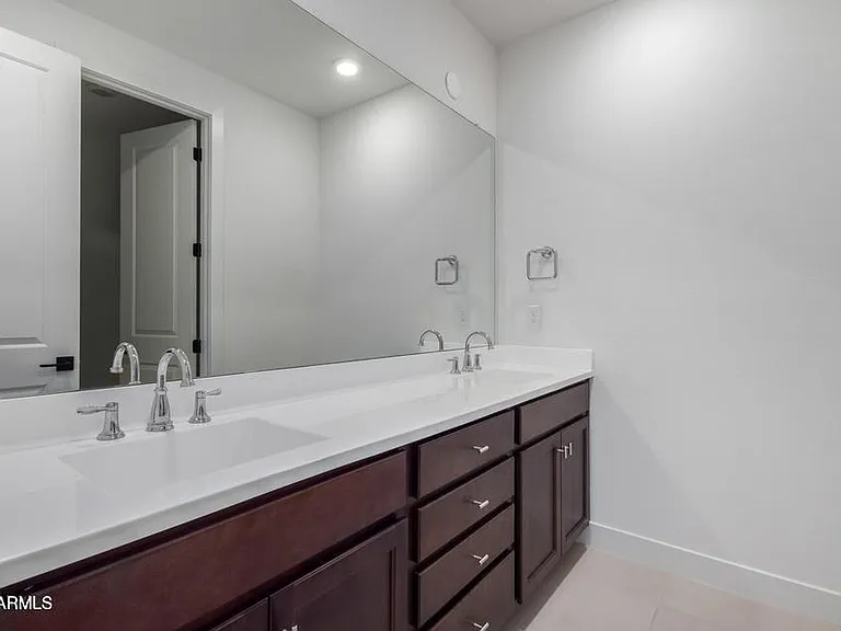 2121 W Sonoran Desert Dr #5 — Photo 16