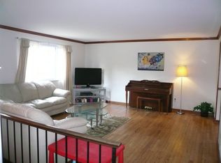 8870 Kind Dr, Pittsburgh, PA 15237