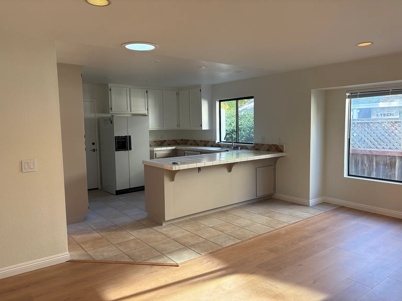 3 bed, 1768 sqft, $3,950 — Photo 4