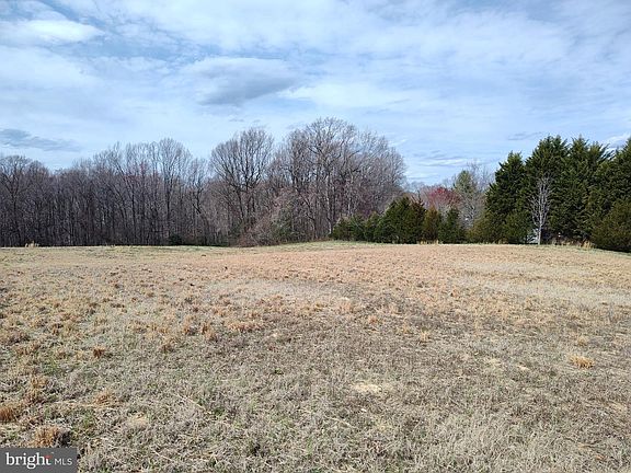 5th image of 15226 Croom Rd