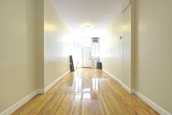 Rented by REAL New York | media 2