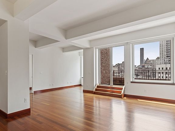 4th image of 305 E 63rd St APT 11E