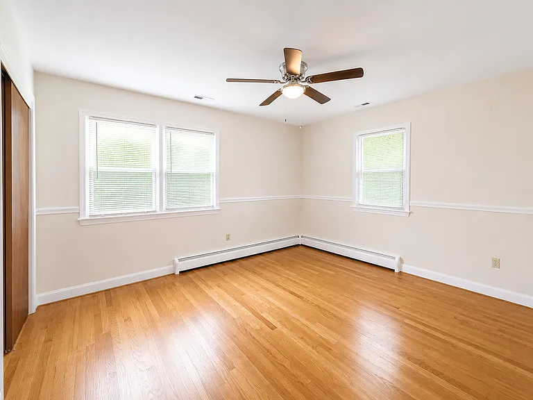 6017 Wheeler Ln — Photo 12