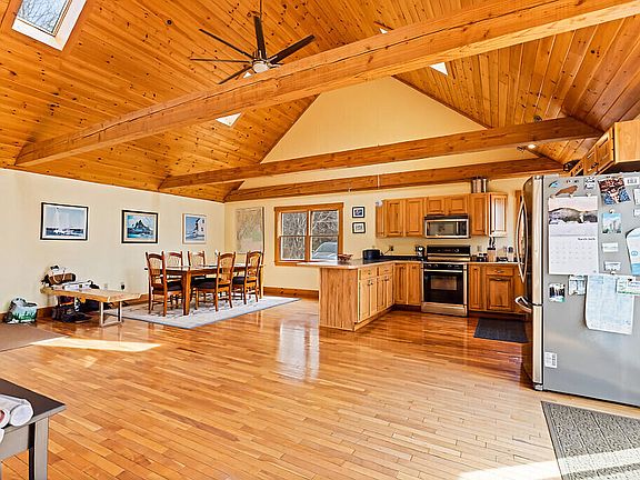 5th image of 72 Jones Road