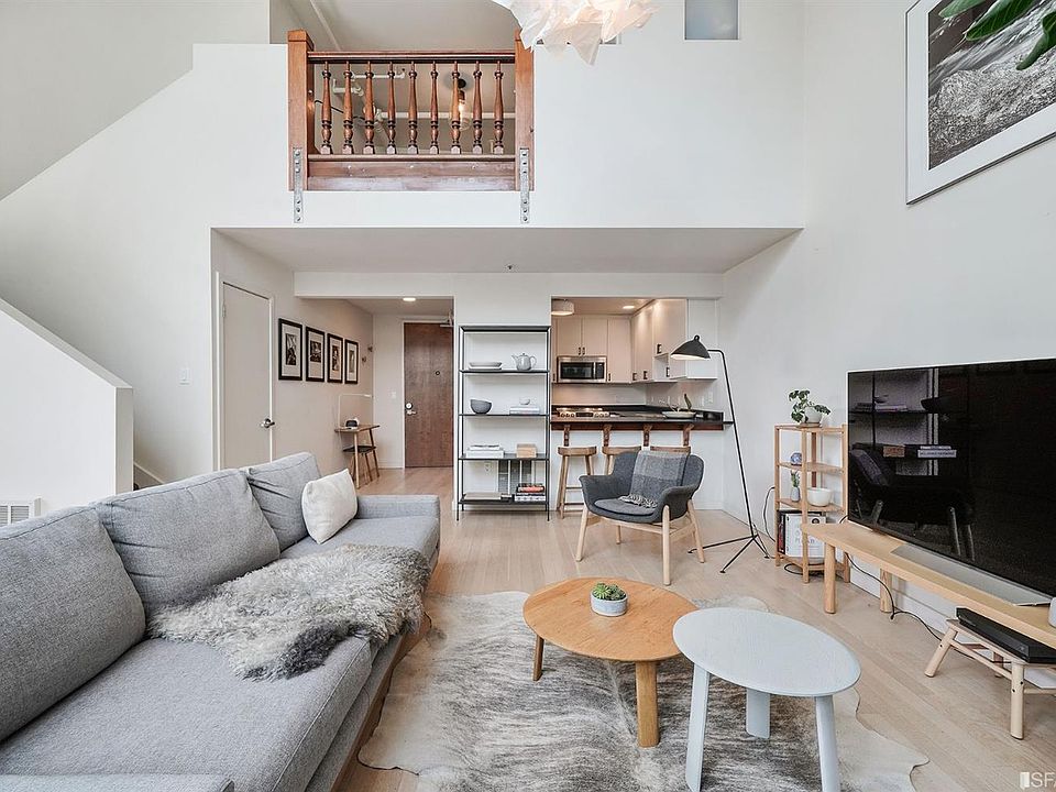 1st image of 49 Zoe St APT 8