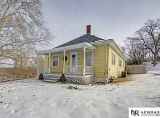 80 Walnut St, Louisville, NE 68037