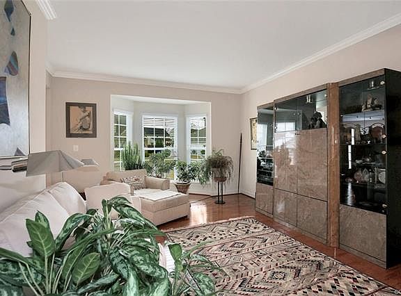 5th image of 7019 Swanhaven Dr