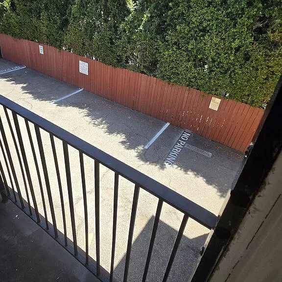 2219 S Crenshaw Blvd #5 — Photo 18