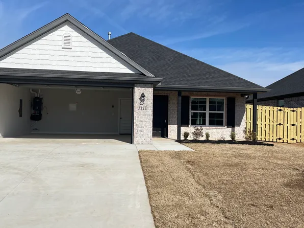 1110 Maclaren Ave, Lowell, AR 72745