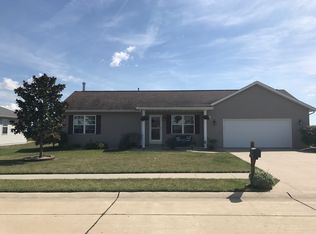 13166 Prairie Grass Ln, Breese, IL