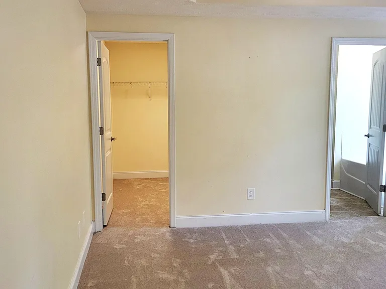 140 Wheeling Dr — Photo 20