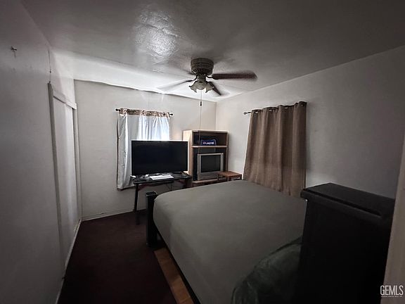 4th image of 126 Decatur St