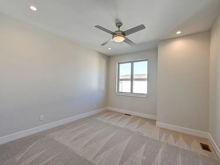205 Old Stage Rd — Photo 4