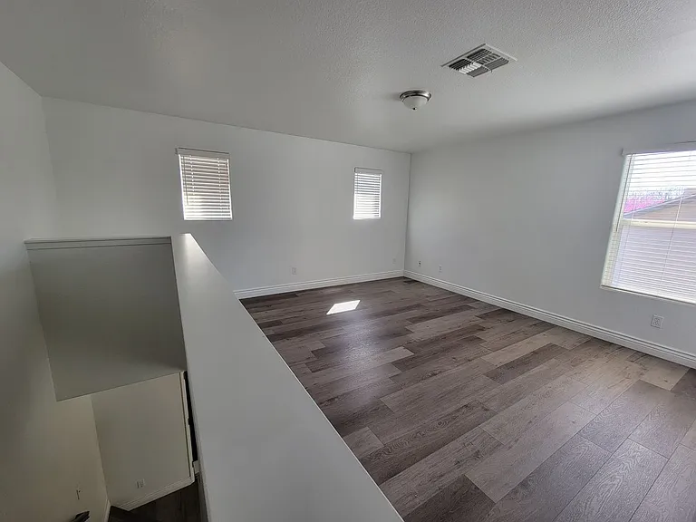 4448 W Rialto Ave — Photo 16