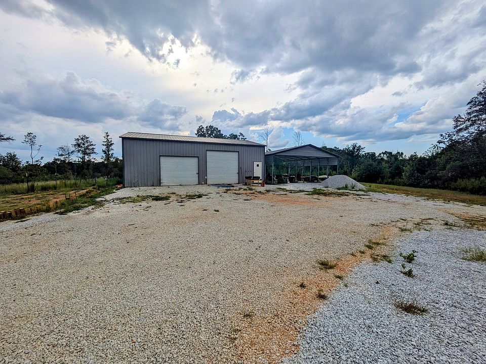 2nd image of 2977 County Road 30