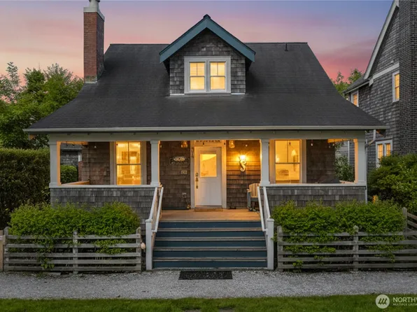 34 Seastar Lane, Pacific Beach, WA 98571