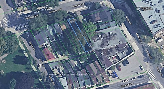 2nd image of 781 Adelaide St W