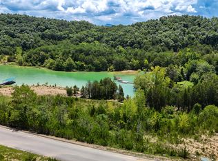 2 Emerald Pointe Blvd, Dandridge, TN 37725