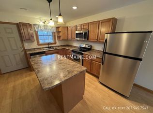 20 Main Rd S APT 2, Hampden, ME 04444