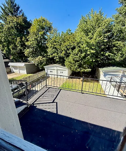 882 Keystone Dr — Photo 17