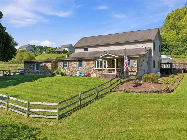 1255 Clearview Rd, Coplay, PA 18037
