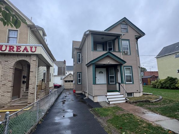 112 Palisade Ave FLOOR 1