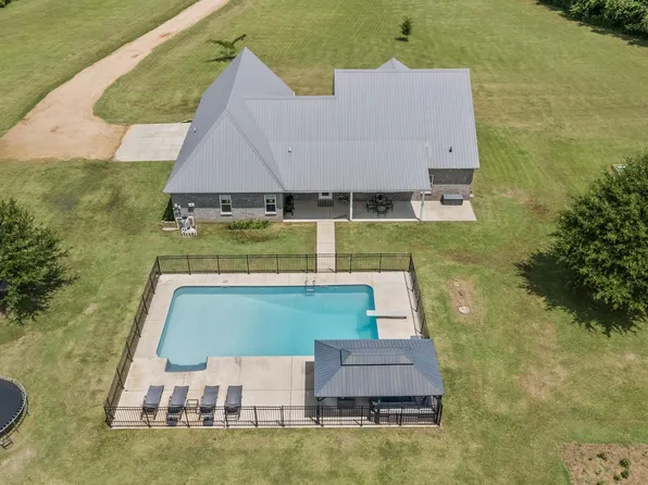 31300 Highway 4 E, Holly Springs, MS 38635