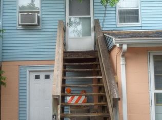 419 S Washington St APT 4, Carbondale, IL 62901