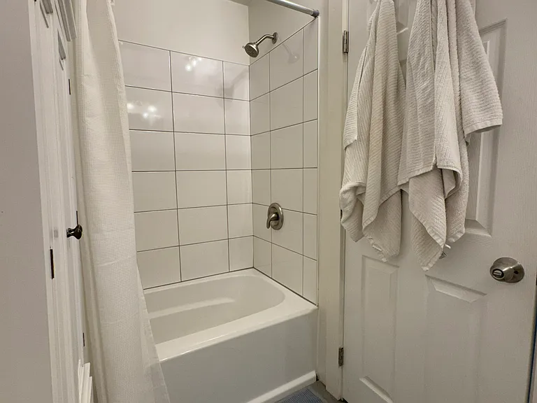 29 Ocean Ave #2 — Photo 15