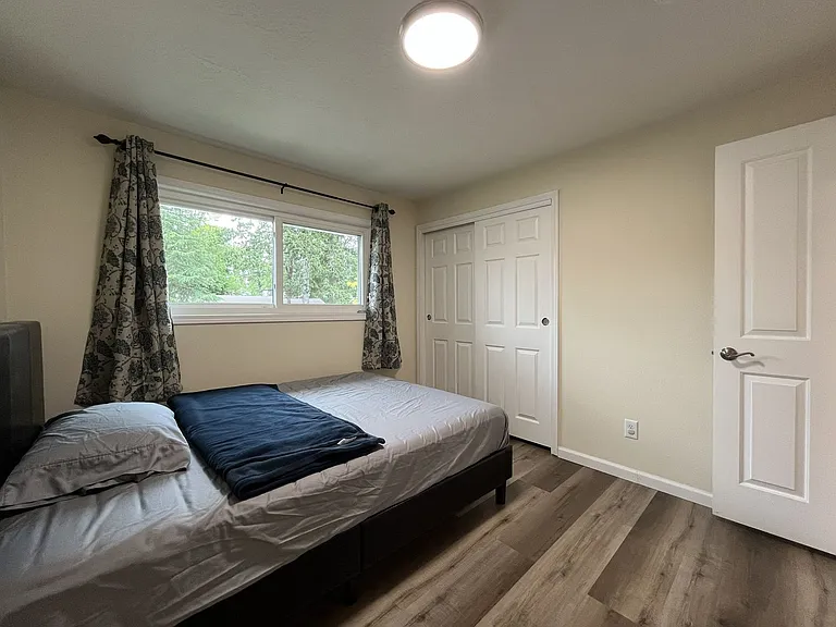 17688 NW Dogwood Ct — Photo 33