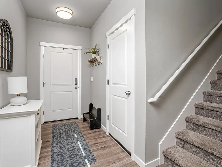 206 Susan St #A — Photo 10