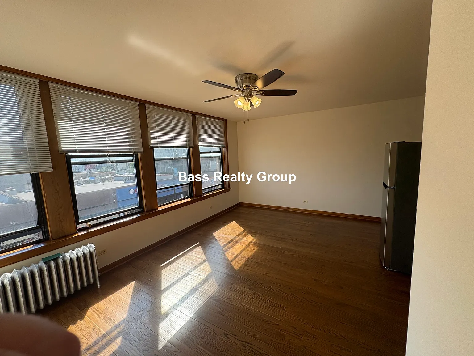 Studio, 1.0 bath, 400 sqft, $1,150 — Photo 2